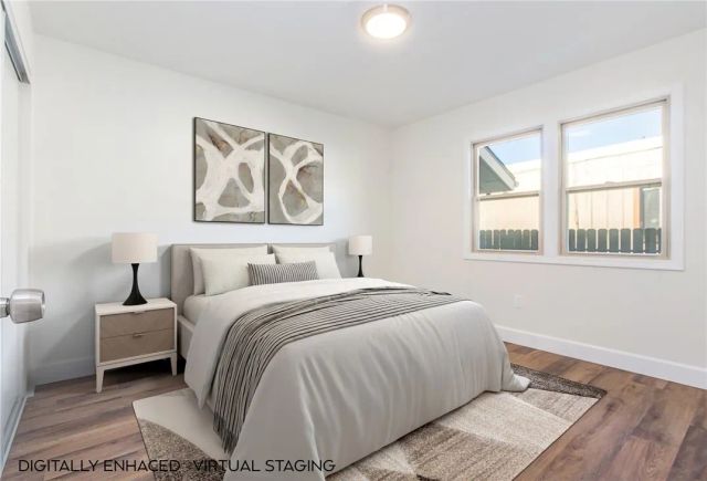 21511 Bassett St. & 6903 Alabama Ave., Canoga Park, CA 91303