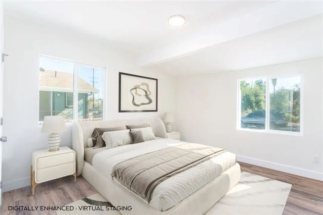 21511 Bassett St. & 6903 Alabama Ave., Canoga Park, CA 91303