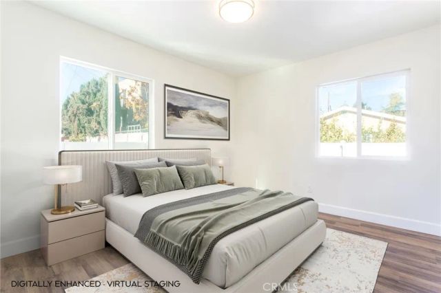 21511 Bassett St. & 6903 Alabama Ave., Canoga Park, CA 91303