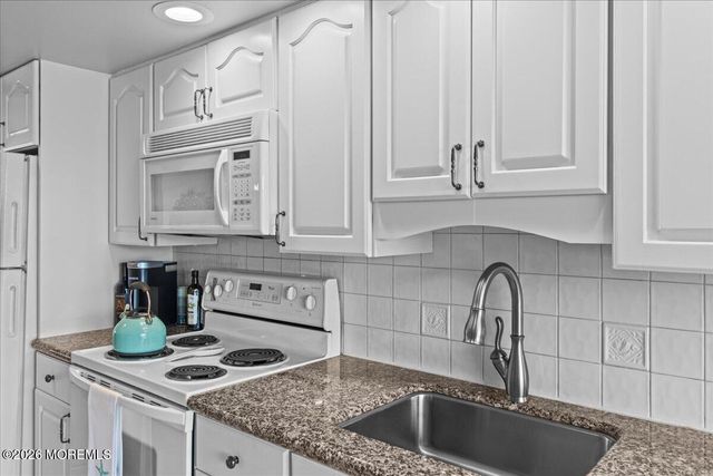 438 Route 35 4304, Mantoloking, NJ 08738