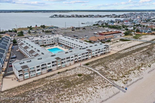 438 Route 35 4304, Mantoloking, NJ 08738