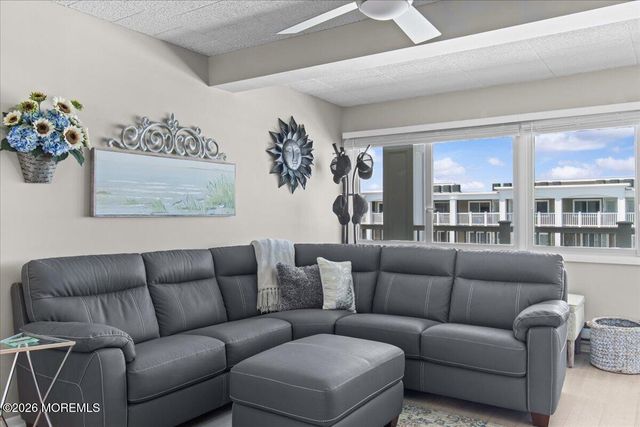 438 Route 35 4304, Mantoloking, NJ 08738