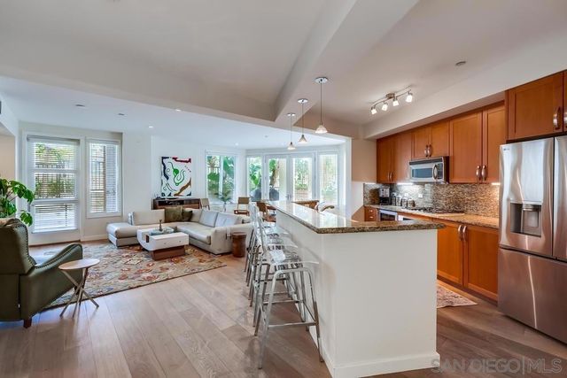 5440 La Jolla E106, La Jolla, CA 92037