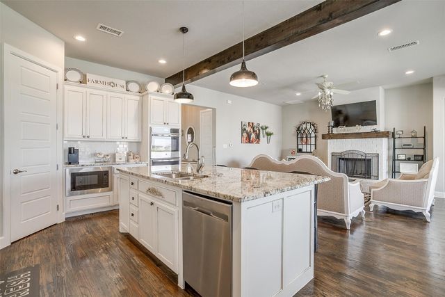 161 El Dorado Trail, Millsap, TX 76066
