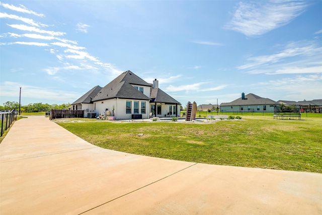 161 El Dorado Trail, Millsap, TX 76066