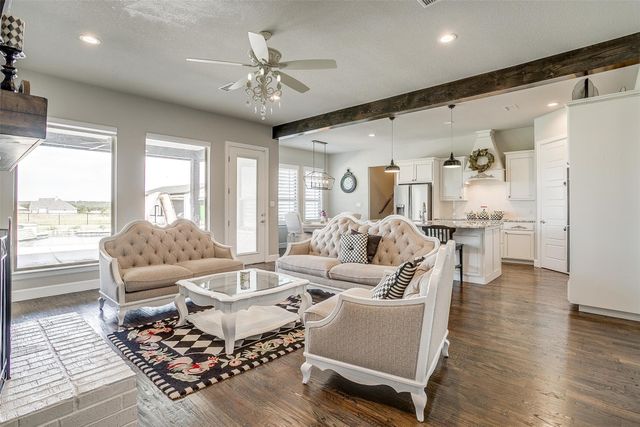 161 El Dorado Trail, Millsap, TX 76066