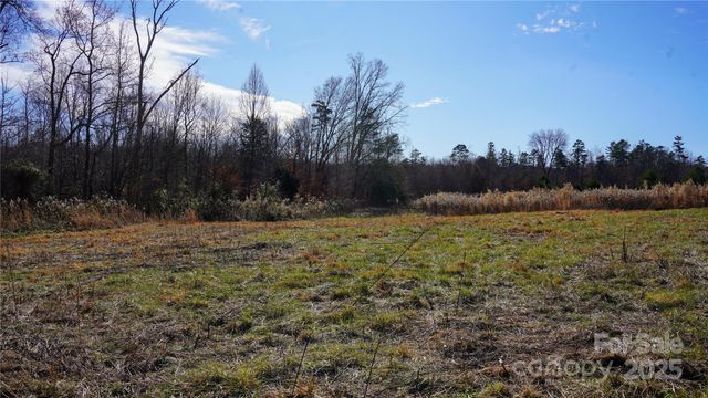 522 Whitworth Road, Clover, SC 29170