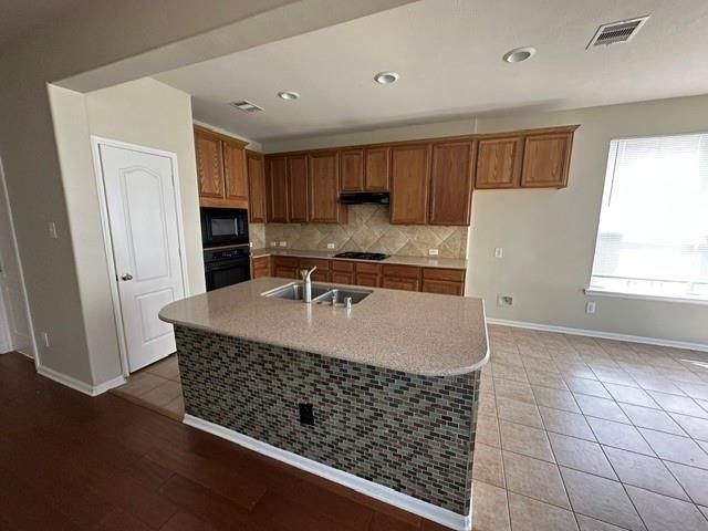 8502 Sweetstone Field Court, Cypress, TX 77433