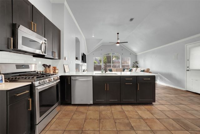 2813 Grand Canyon Court, Mckinney, TX 75072