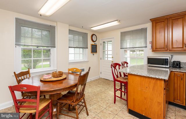 515 MANOR RD, Wynnewood, PA 19096