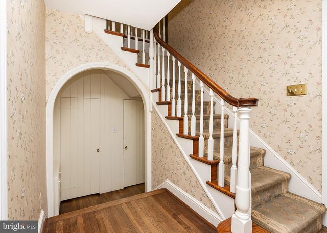 515 MANOR RD, Wynnewood, PA 19096