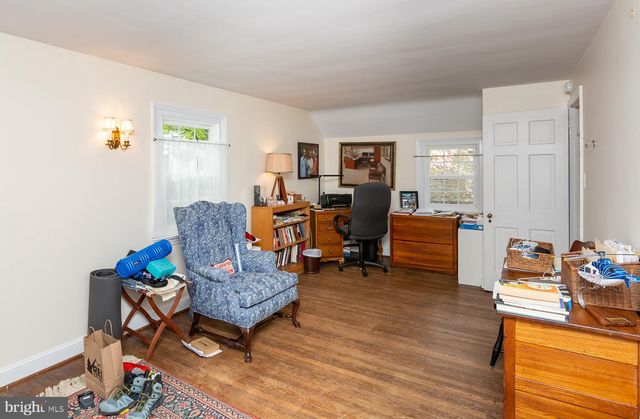 515 MANOR RD, Wynnewood, PA 19096