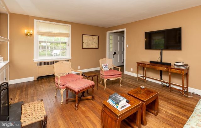 515 MANOR RD, Wynnewood, PA 19096