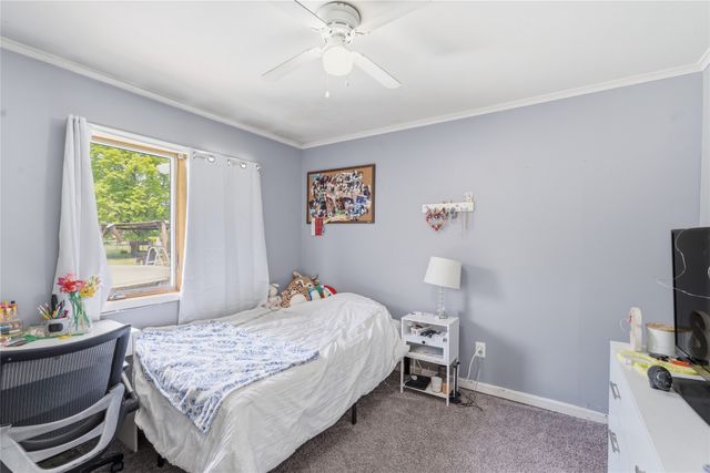 1417 Ashworth Road, West Des Moines, IA 50265