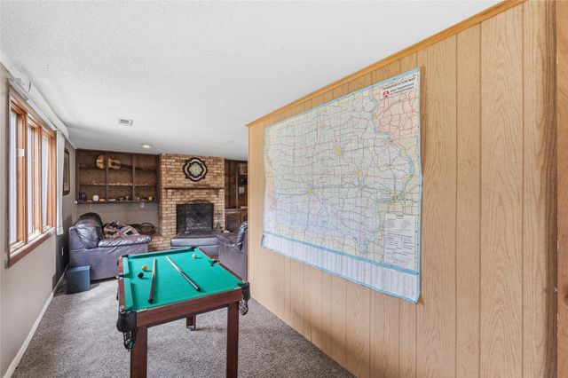 1417 Ashworth Road, West Des Moines, IA 50265