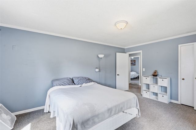 1417 Ashworth Road, West Des Moines, IA 50265
