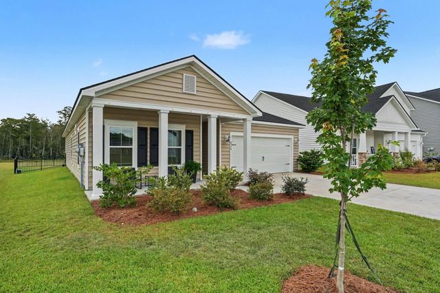 2040 Lone Cypress Dr, Myrtle Beach, SC 29579