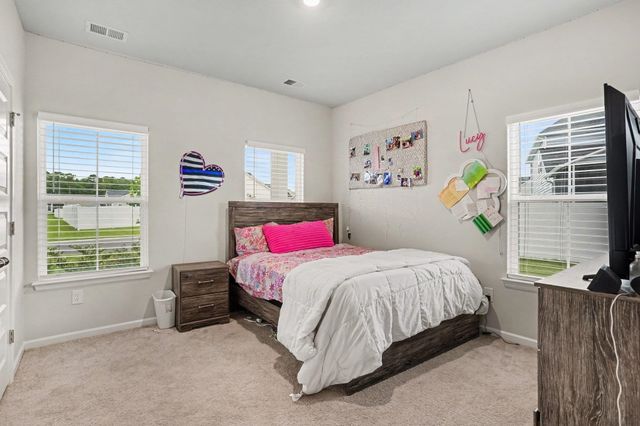 2040 Lone Cypress Dr, Myrtle Beach, SC 29579