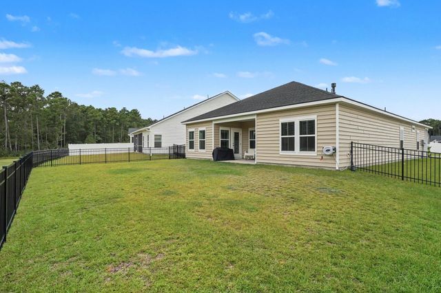 2040 Lone Cypress Dr, Myrtle Beach, SC 29579