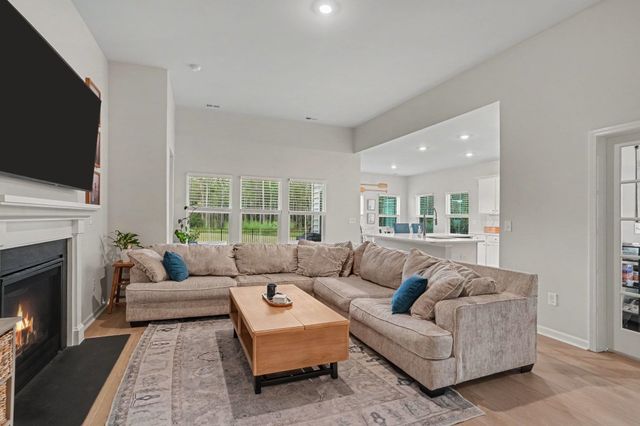 2040 Lone Cypress Dr, Myrtle Beach, SC 29579