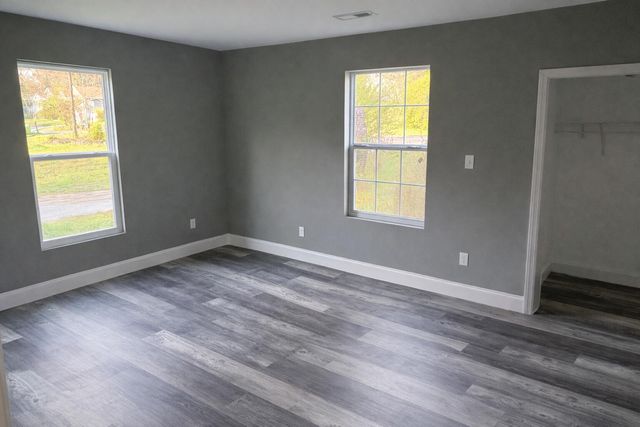 1100 Tunnel Boulevard, Chattanooga, TN 37411