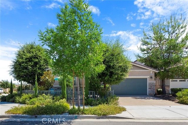 30210 Old Corral Circle, Menifee, CA 92584
