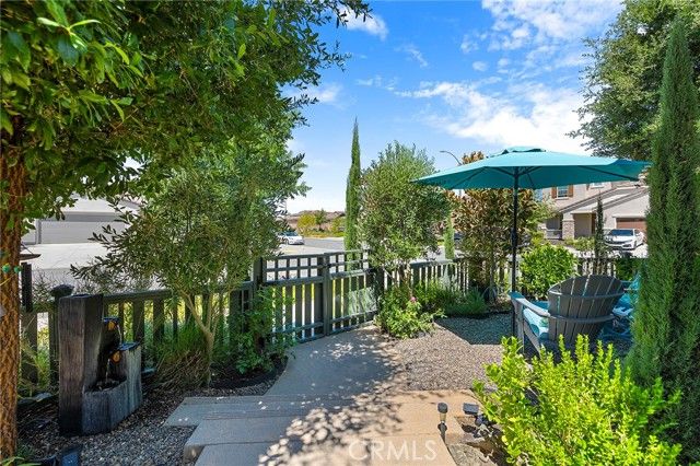 30210 Old Corral Circle, Menifee, CA 92584