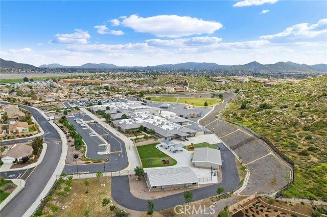 30210 Old Corral Circle, Menifee, CA 92584