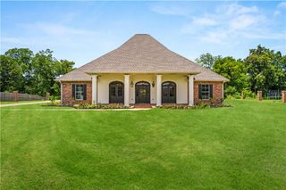 146 PECAN ROW Lane, Alexandria, LA 71303