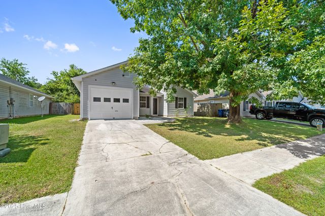 3043 Foxhorn Road, Jacksonville, NC 28546