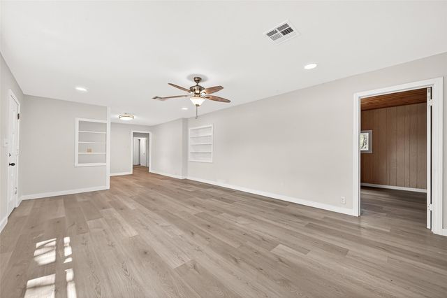 815 Brooks Avenue, Rosenberg, TX 77471