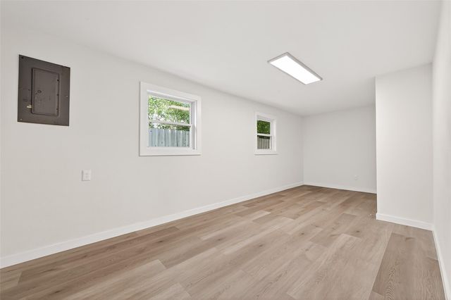815 Brooks Avenue, Rosenberg, TX 77471