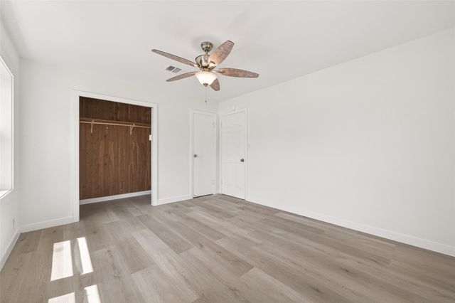 815 Brooks Avenue, Rosenberg, TX 77471