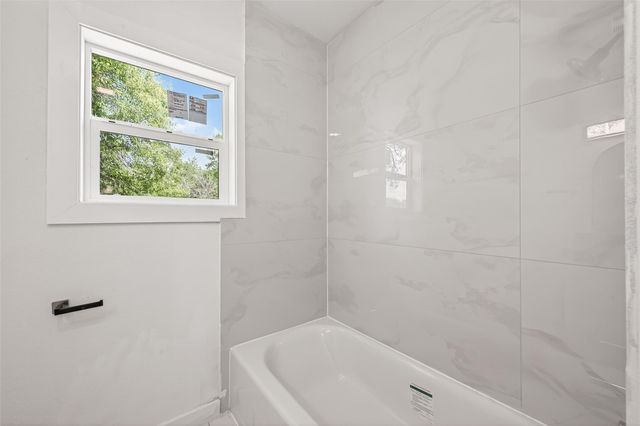 815 Brooks Avenue, Rosenberg, TX 77471