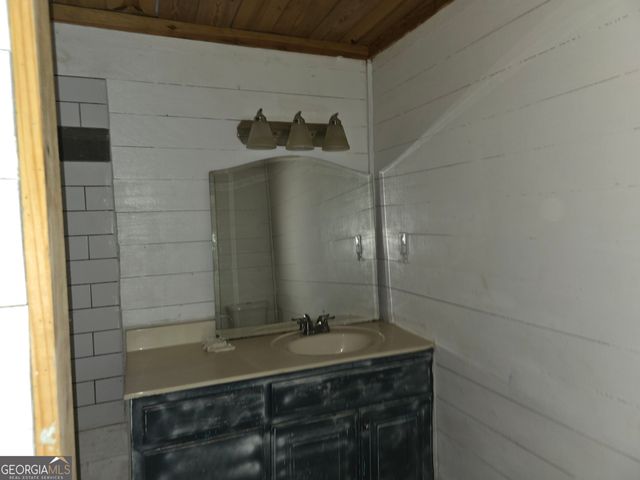 1347 Windom Road, Tallapoosa, GA 30176