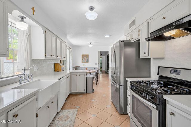 304 CAPORAL Court, El Paso, TX 79932