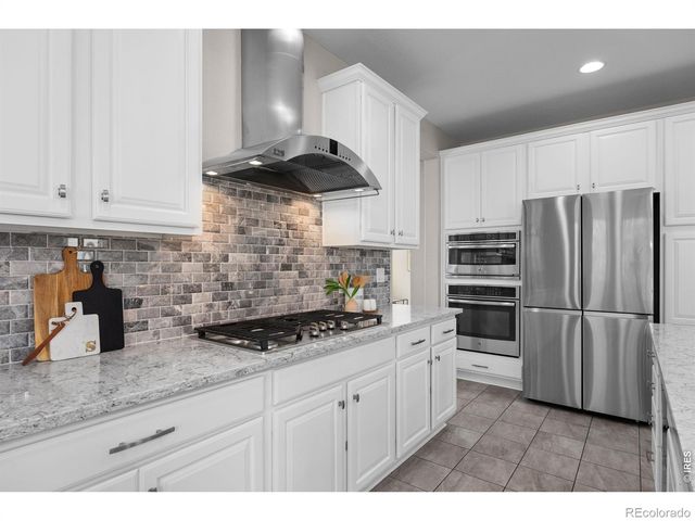 185 Sunbeam Court, Erie, CO 80516