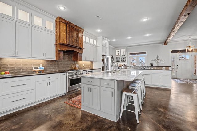 41 cobblestone Way, Little Rock, AR 72223