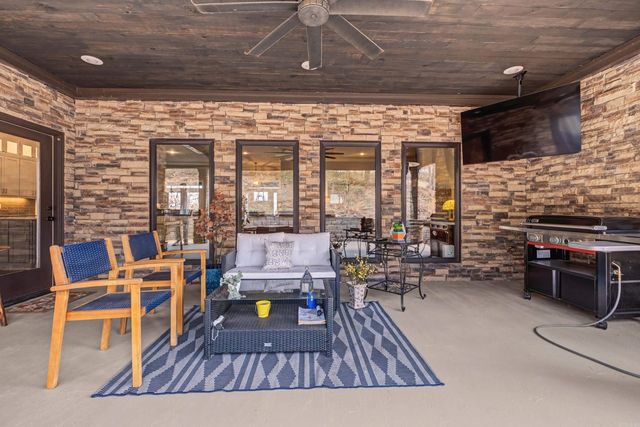 41 cobblestone Way, Little Rock, AR 72223