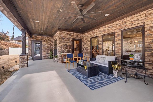 41 cobblestone Way, Little Rock, AR 72223