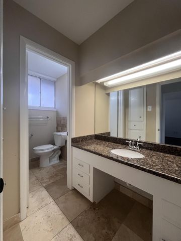 5123 Del Monte Drive 1, Houston, TX 77056