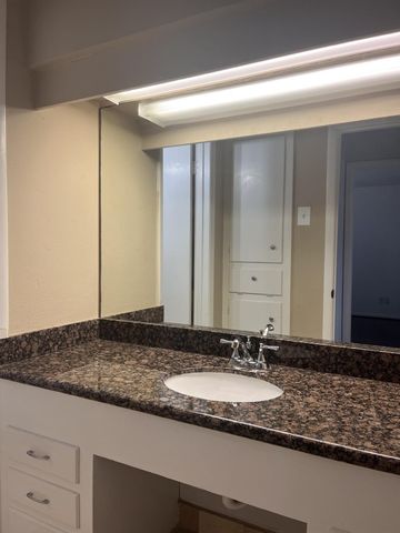 5123 Del Monte Drive 1, Houston, TX 77056