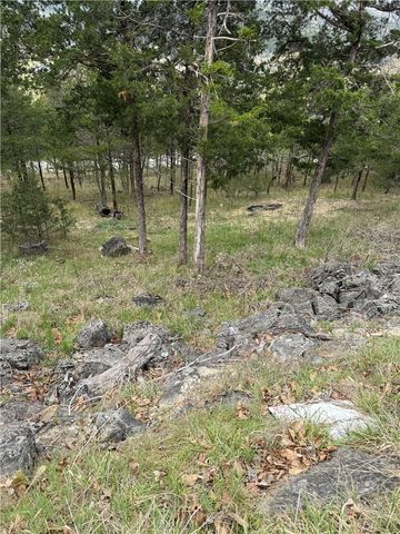 9 QuailRun Lane, Holiday Island, AR 72631