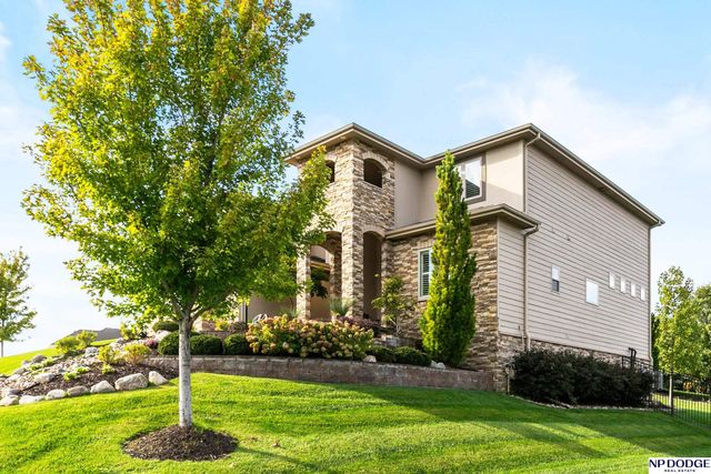 11435 S 123rd Avenue, Papillion, NE 68046