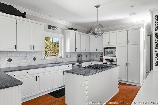 216 Plantation Drive, Southern Pines, NC 28387