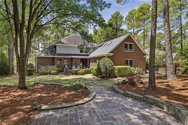 216 Plantation Drive, Southern Pines, NC 28387