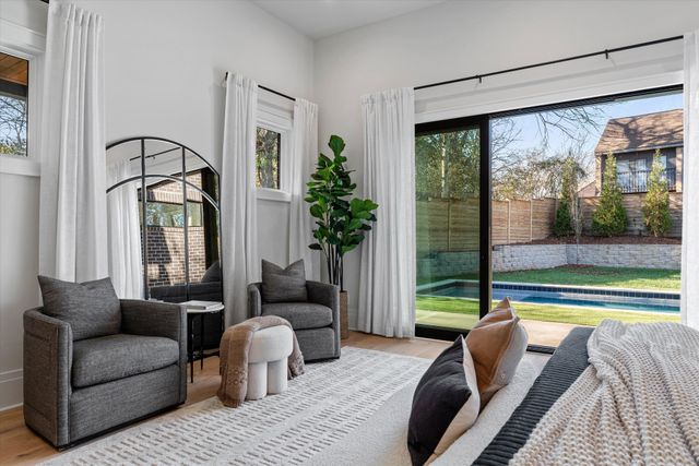 822 Sutton Hill Rd, Nashville, TN 37204