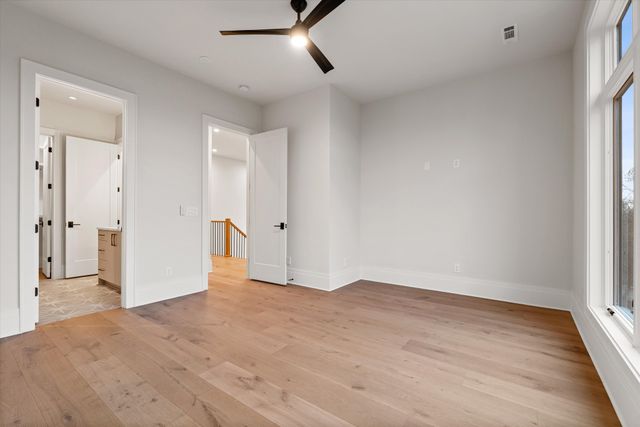 822 Sutton Hill Rd, Nashville, TN 37204