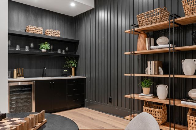 822 Sutton Hill Rd, Nashville, TN 37204