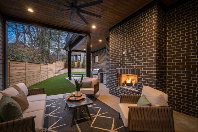 822 Sutton Hill Rd, Nashville, TN 37204